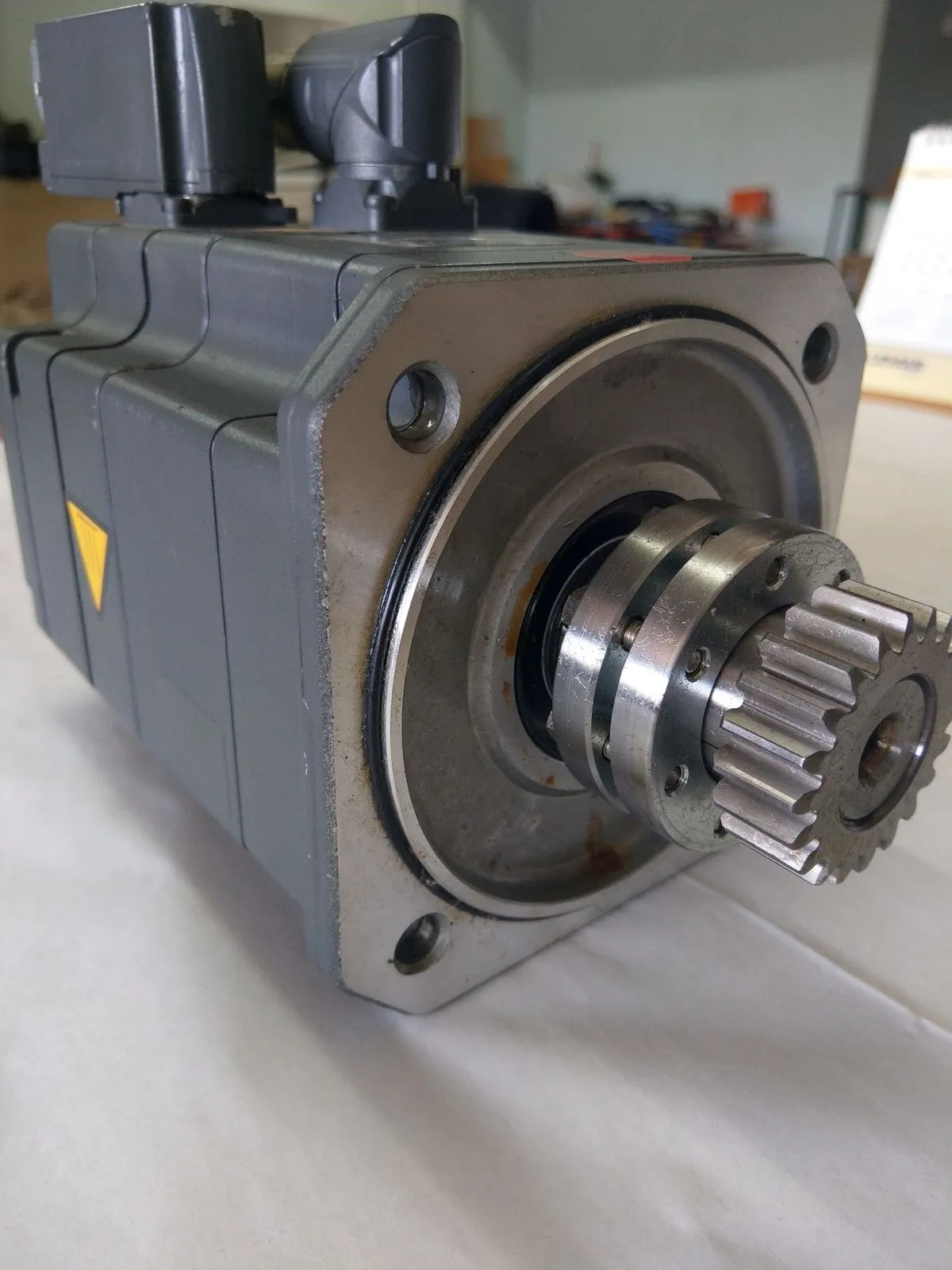 SİEMENS SERVO MOTOR