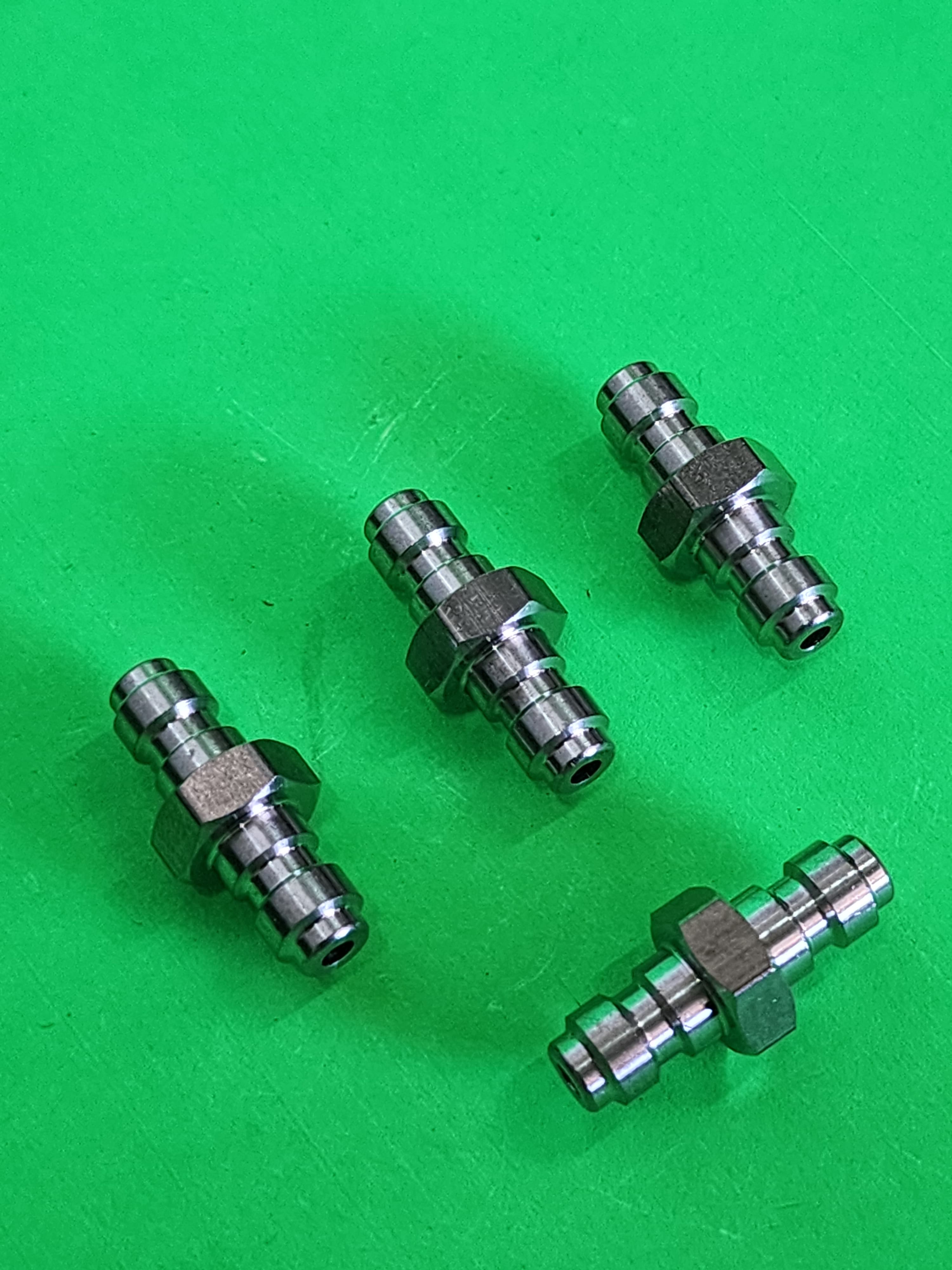 iki ucu erkek 8mm dolum adaptörü