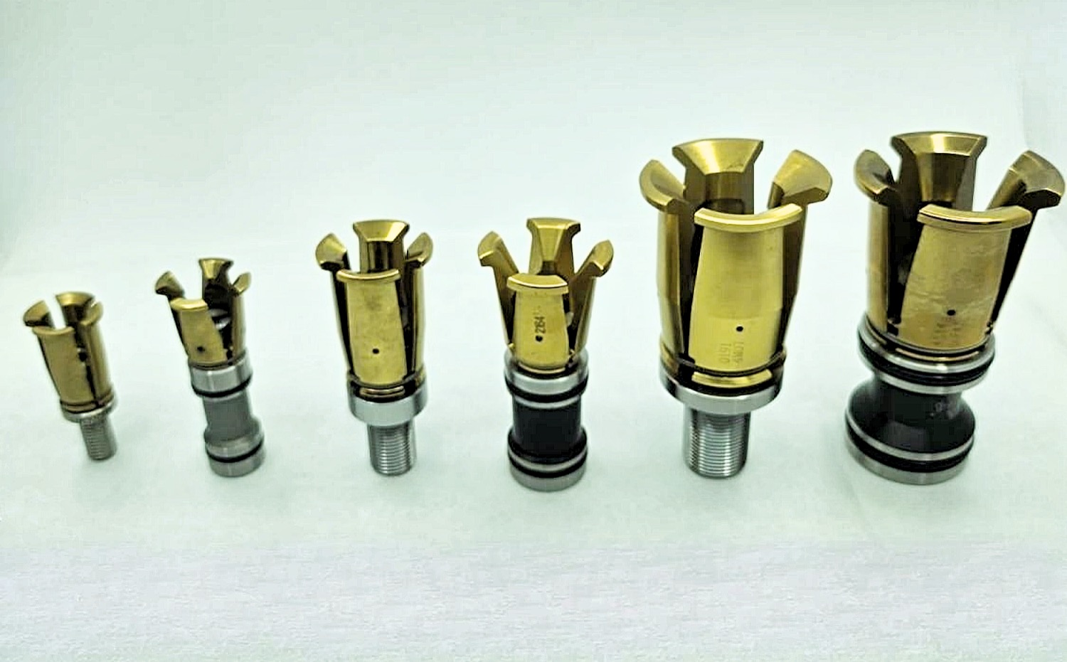 BT-40.   .Pullstud.    .EXternal.    .90 derece
